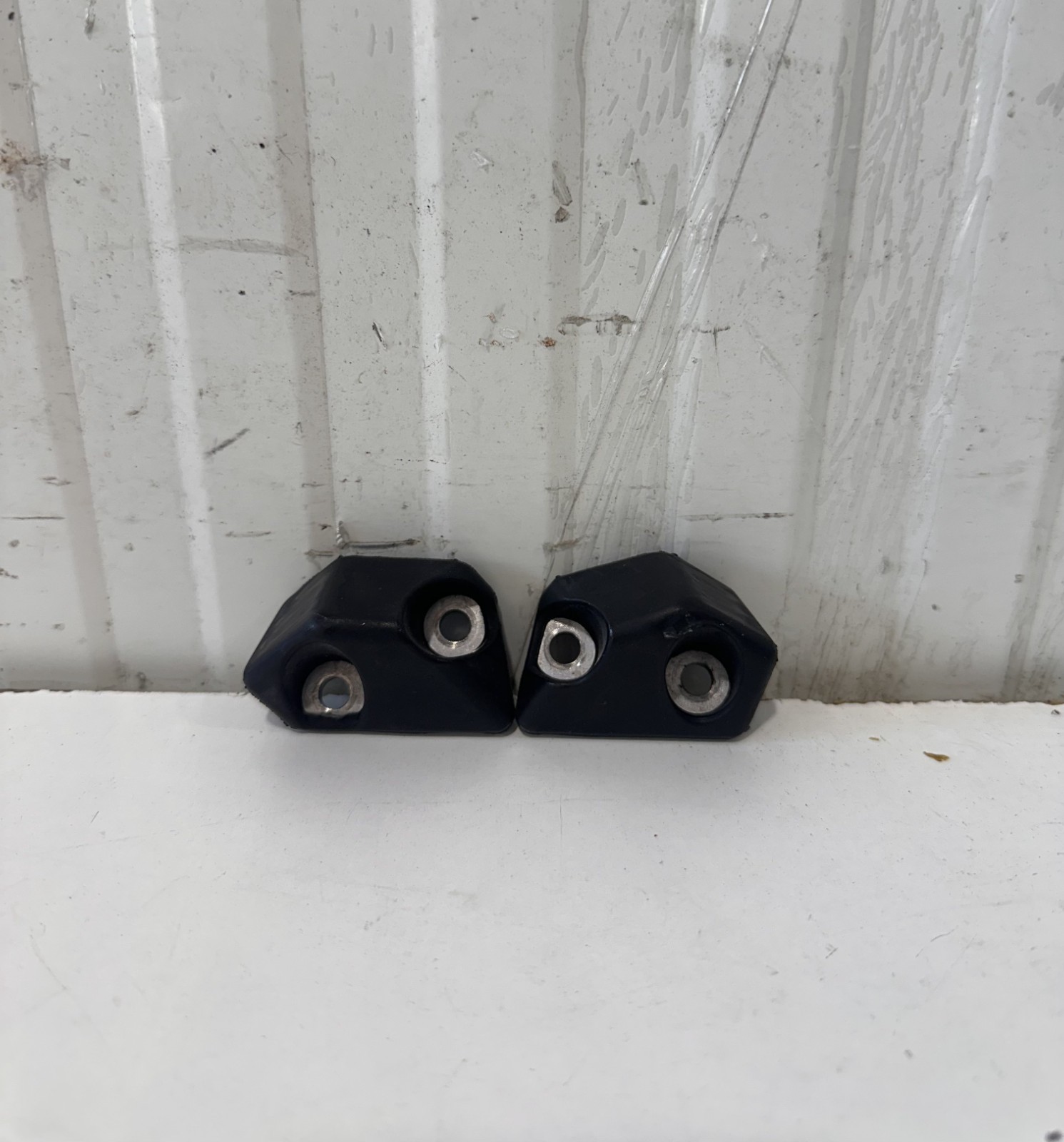 Gommini batticofano posteriore superiori MERCEDES SLK R170 KOMPRESSOR 200 230