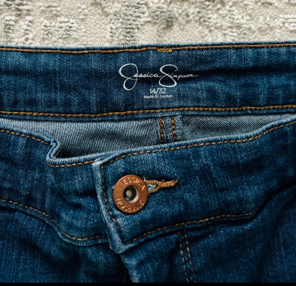 Pantalones Cortos de Jean para Mujer de Jessica Simpson ~Muy Poco Uso~ Talla 14 Foto 2 de 3