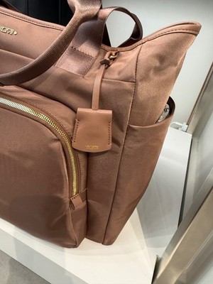 美品 TUMI ビジネスバッグ ブラウン NEW Tumi Voyageur JETT 19.5” Carryall Tote Laptop Bag - TAHINI | eBay