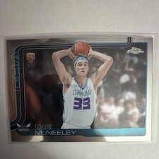 Topps 2025-26 Chrome Liam McNeeley #279 Charlotte Hornets Rookie Card NBA 🔥