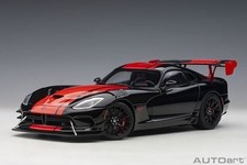 AUTOart 1/18 Dodge Viper ACR 1:28 Edition Black with Red Stripe Model Car