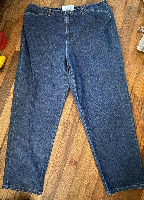 First Issue Liz Claiborne Jeans - Sz 16S