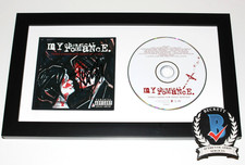 FRANK IERO SIGNED FRAMED MY CHEMICAL ROMANCE THREE CHEERS FOR SWEET REVENGE CD