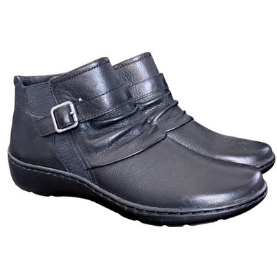 Clarks Womens 7.5 Black Leather Flat Cora Rouched Ankle Bootie Boots
