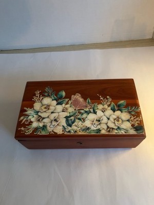 Lane Cedar Keepsake Box Jewelry Box Floral Decoupage Butterfly Topeka KS
