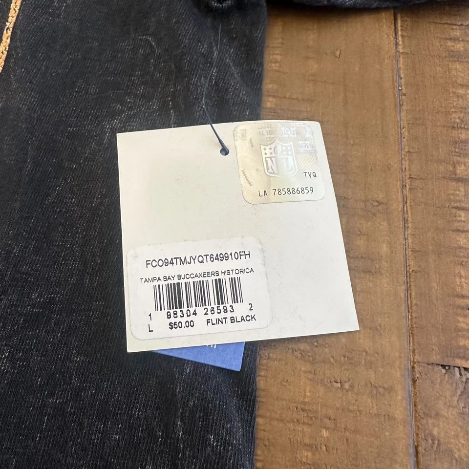 Новый с Ярлыками '47 x Stoney Clover Lane Tampa Bay Buccaneers блестящая рубашка Sz женщин большой - Изображение 4 из 4