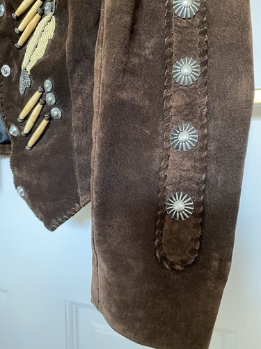 Native American Style Suede Jacket - Picture 19 of 19