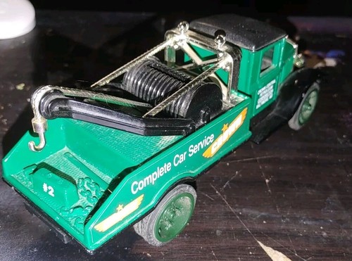 Ertl 1931 Hawkeye Crown Complete Car Service Diecast Coin Bank 1/34 Scale - Picture 4 of 5