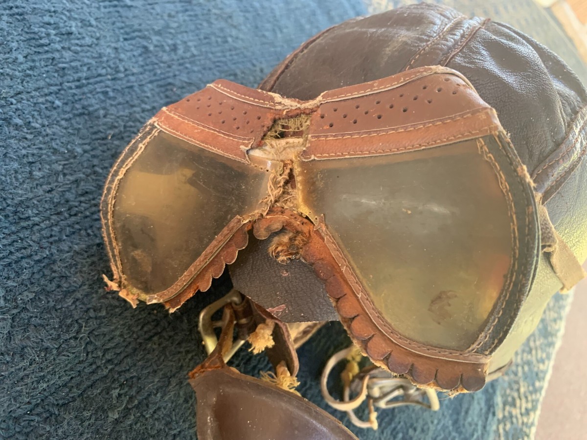 WWII USN NAVY LEATHER FLIGHT HELMET 1943 CAP NAF 1092 Goggles and