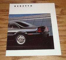 Original 1988 Chevrolet Beretta Sales Brochure 88 Chevy