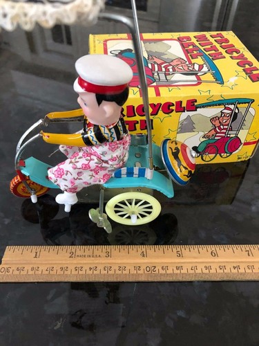 VINTAGE WIND-UP TIN TOY- TRICYCLE WITH BELL BY CLOCKWORK MS-710 IN ORIGINAL BOX - Picture 2 of 6