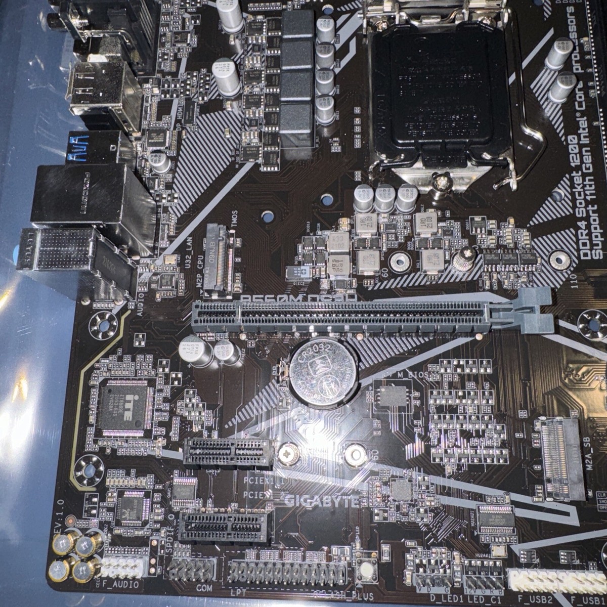 COMBO Gigabyte B560M-DS3H MB G.Skill 8GB DDR4 Intel I3