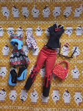 Monster High Ghoulia Yelps My wardrobe And I Fashion Pack COMPLETE 2012
