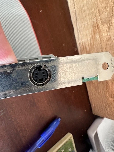 Matrox Orion 912-01 Video Card ORI-AGP RGB with BNC, S-Video, RGB outputs - Image 3 of 4