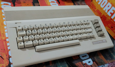 Commodore 64 II C64 C (+ Netzteil) works (682199) Classic 8-bit computer
