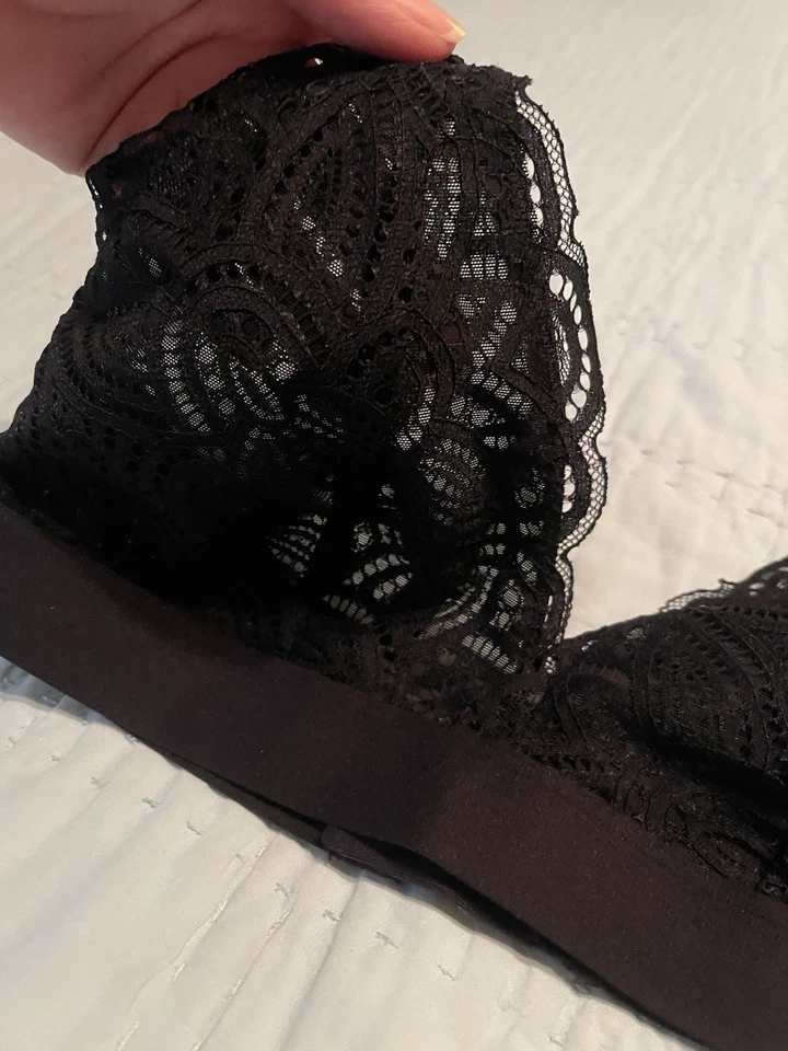 Bralette de encaje negro Old Navy para mujer nuevo con etiquetas pequeño  Foto 3 de 4