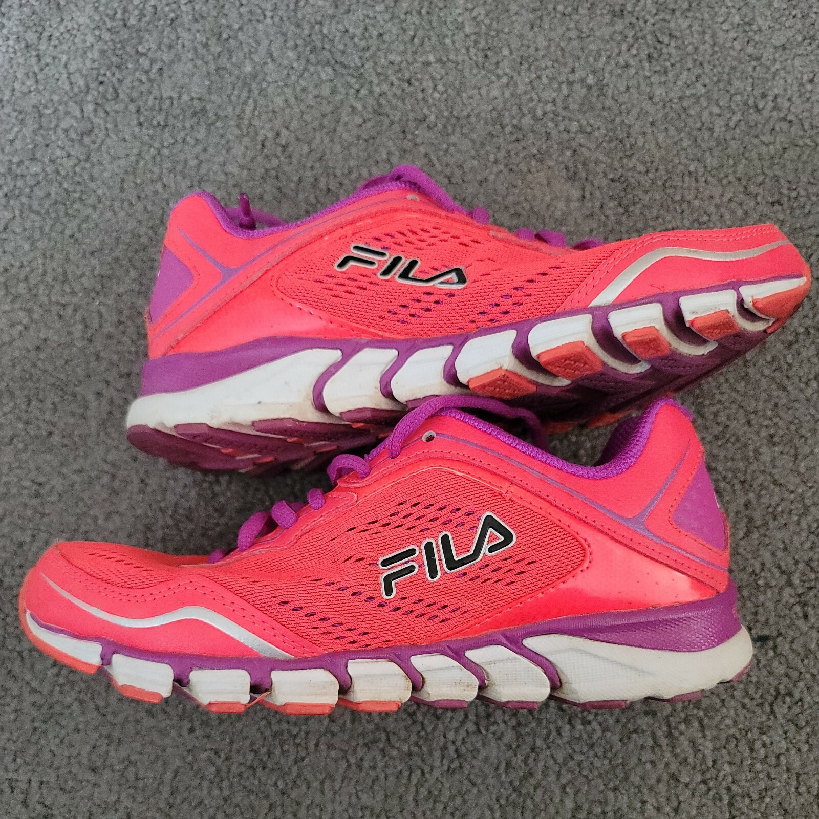 size 6 fila trainers