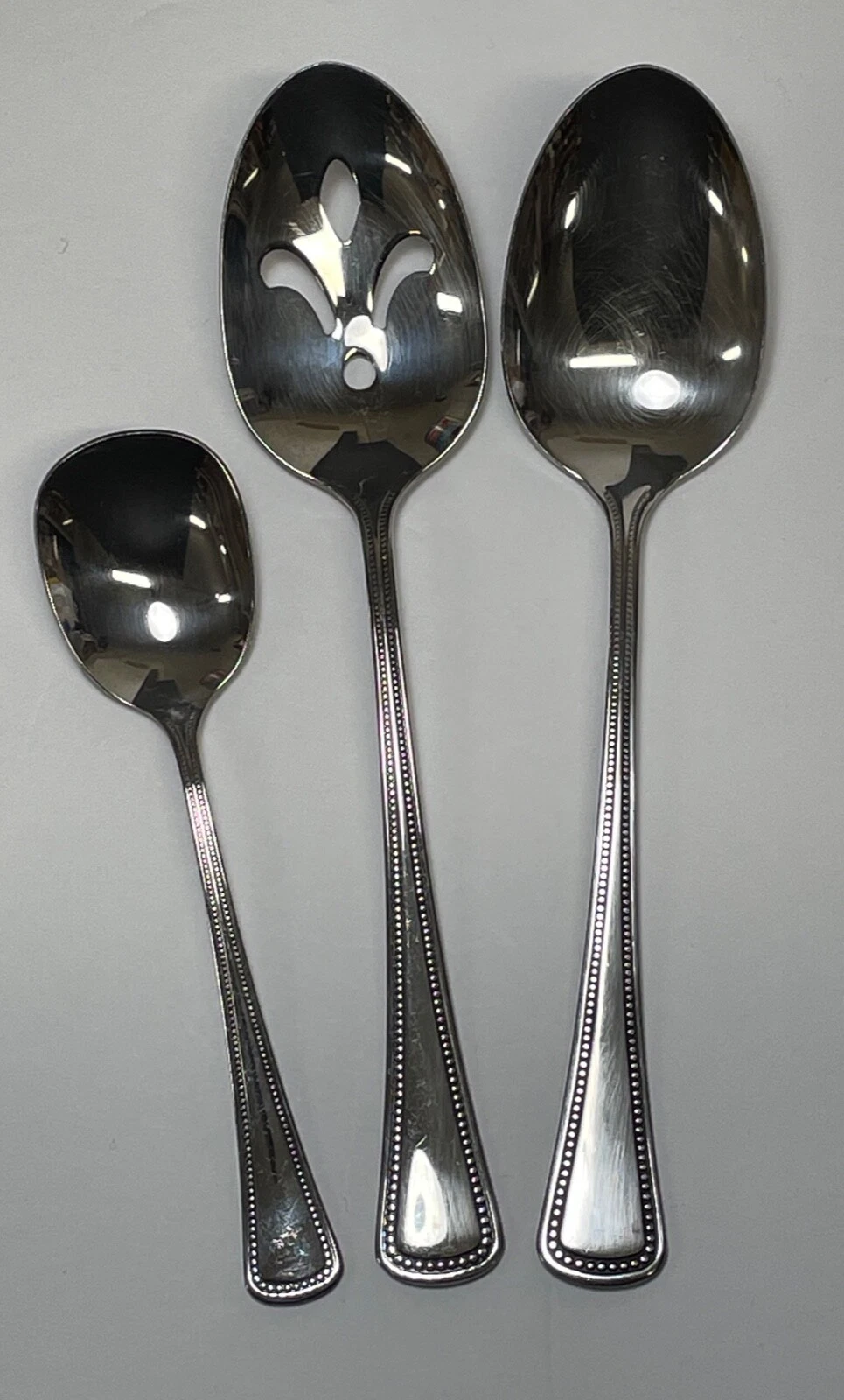 3PC ONEIDA LTD 1881 ROGERS NEEDLEPOINT BEADED ARTISTRY STAINLESS SERVING SPOONS+