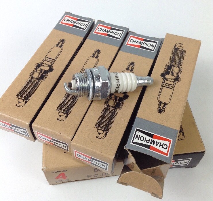 QTY 4 CHAMPION COPPER PLUS 863 RCJ8Y SPARK PLUGS FREE SHIPPING