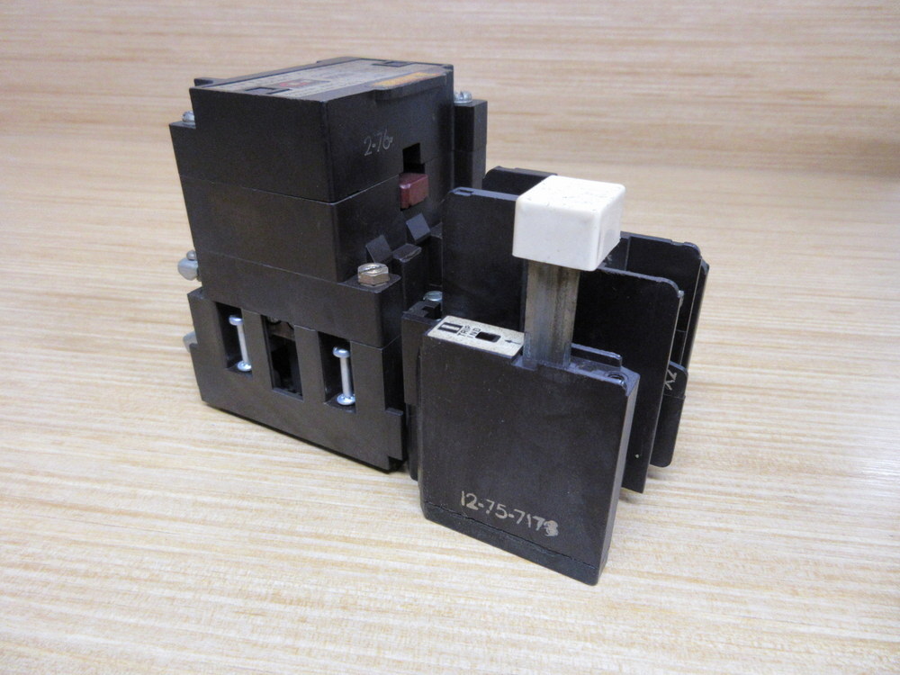 Cutler Hammer A10CN0 Contactor A10CNO W/ Relay, 18871 General