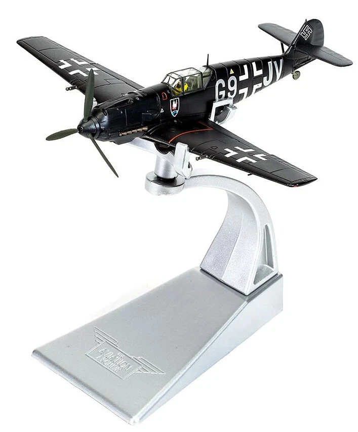 Messerschmitt Bf 109 E-4, Nachtjagdgeschwader 1, Germania 1940, 1:72 Corgi - Immagine 2 di 4