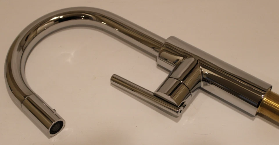 Newport 黄铜 1500 - 5223/26 - East Linear 下拉准备/酒吧龙头 - Pol. 铬 — 第 3/4 张图片