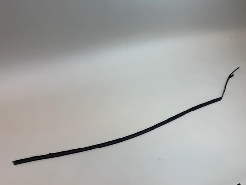 McLaren 570S 2016-2021 Right Hood seal P/N 13A7037CP01 Photo - $279