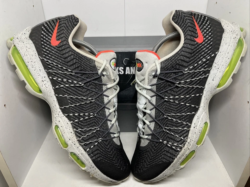 Nike Air Max 95, photo 1 of 5