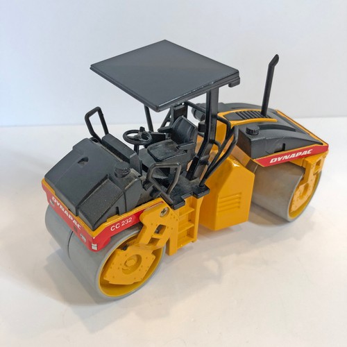 Joal Compact Dynapac Vibratory Roller CC232 Diecast Model Scale 1:35 USED -Loose