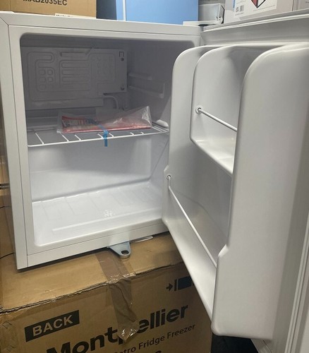 Iceking TT47EW Table Top Fridge - Damaged - Picture 2 of 3
