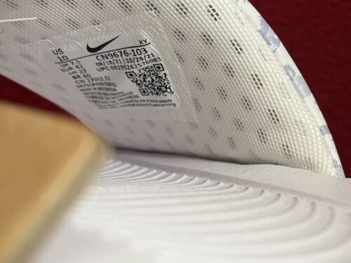 Nike Victori One Slides Sandals White Gold Grey CN9676-103 Womens Size 10 NEW - Picture 3 of 6