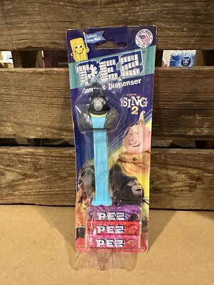 Pez Sing 2 Johnny, Candy Dispenser. New in package