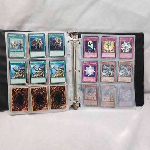 Yu-Gi-Oh! COLLECTION LOT over 500 has some HOLOGRAPHIC CARDS - Picture 11 of 16