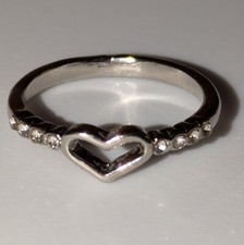 925 Sterling Silver Plated Centered Heart Ring, Size 9, New. s116