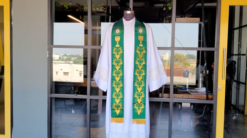 Green Priest Stole with Chalice and Grapes Embroidery – Liturgical Vestment - Video 1 of 1