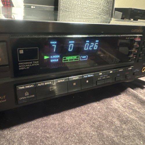 Reproductor de discos compactos Sony CDP-970 - Imagen 2 de 8