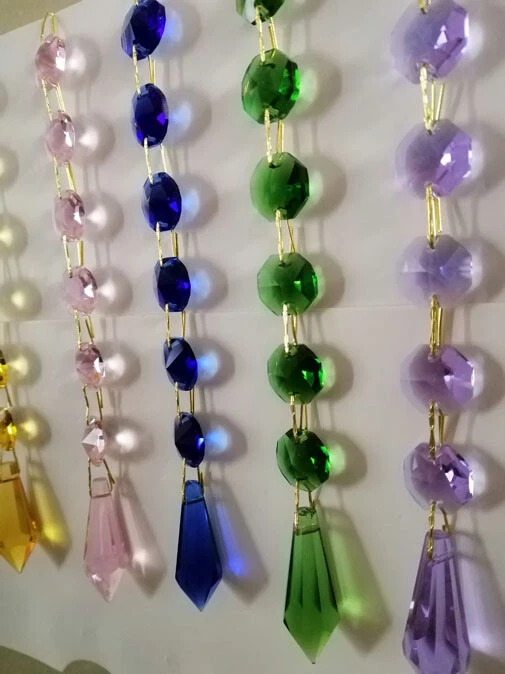 Juego de 10 prismas de lámpara de cristal transparente con forma de árbol de Navidad de 38 mm Foto 2 de 4