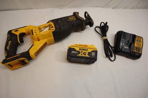 DEWALT 20V MAX XR BRUSHLESS CORDLESS RECIPROCATING SAW KIT W/(1)5AH ***