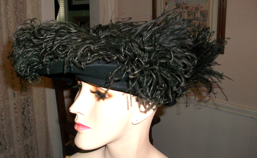 SOMBRERO NEGRO MERRIMAC VINTAGE PARA MUJER ADORNADO CON PLUMAS DE AVESTRUZ VICTORIANO M - Imagen 3 de 11