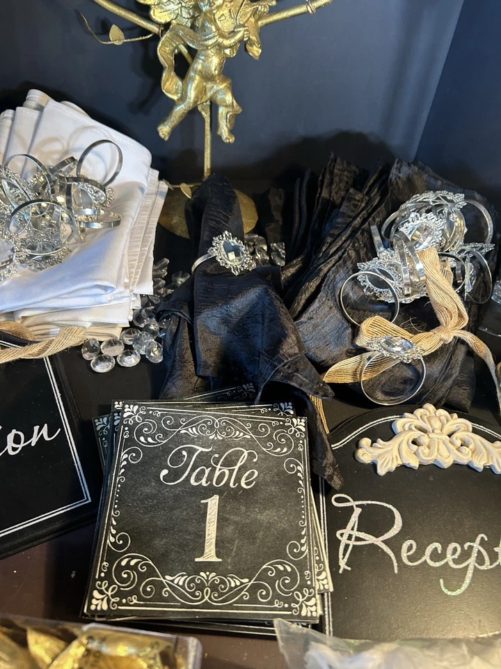 Wedding Items Too Many To List. Petals, Candle Holder, Napkins, Napkin Rings Etc - Image 3 of 4