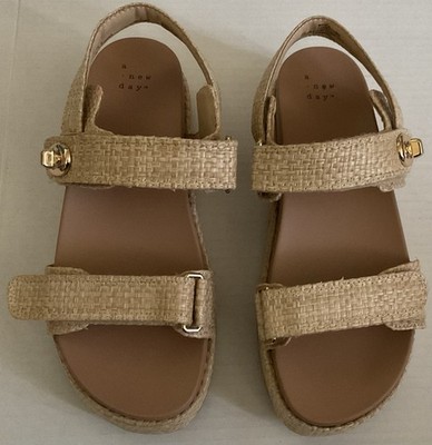 A NEW DAY Women s Tanner Woven Sandals Sz 7.5 Tan Adjustable Straps Memory Foam