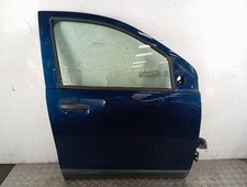 Porte avant et accessoires Dacia DOKKER