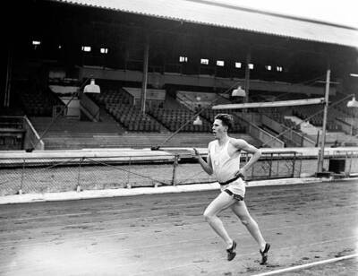 Roger Bannister Athletics Historic Old Photo