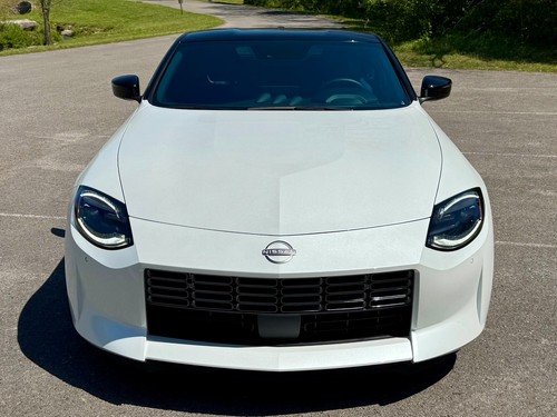2024 Nissan Z Performance 6-SPEED MANUAL W/ FLOOR MAT PKG - Picture 5 of 12