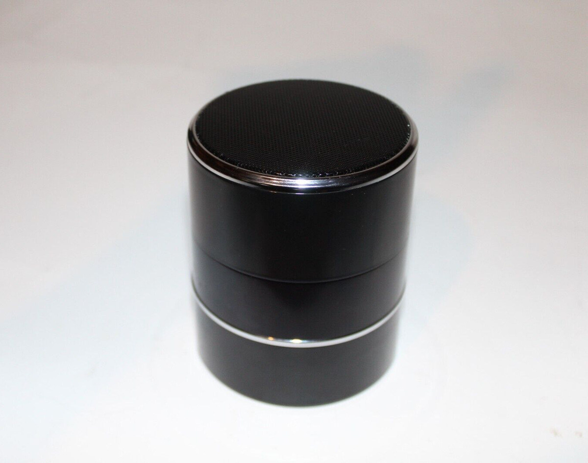 スピーカー・ウーファー JPL CHARCE3 Portable Bluetooth Speaker 81Kd+bCMA4L._UF350,350_QL80_.jpg