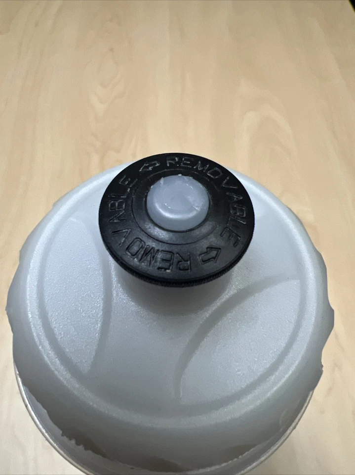 Botella de agua aislada Polar 24 oz Foto 4 de 4