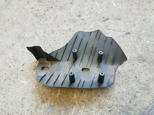 BMW 1er F20 F21 3er F30 F31 Abdeckung Hinterachse hinten rechts 6796138