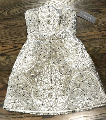 monique lhuillier gold dress Gold Embroidered Gown With Capelet – Monique Lhuillier