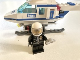 Lego City bundle. Sets: 7741 & 7902. Both Complete With Manuals. No Boxes.