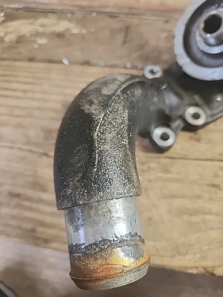 Ford Oil Filter Housing Adapter 4.6L Lincoln Town Car Grand Marquis F1AE6884AH - Image 4 of 4